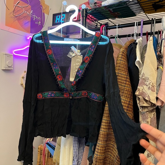 Boho bell sleeves top - Picture 5 of 10